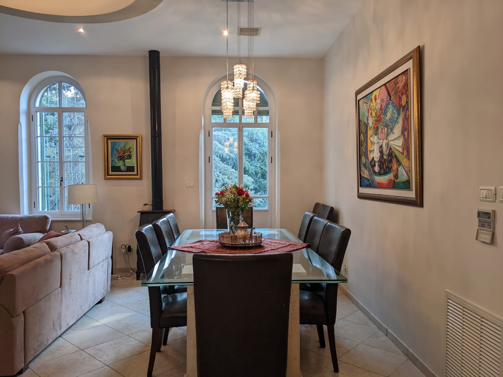 Beautiful Historic Home in Center of German Colony