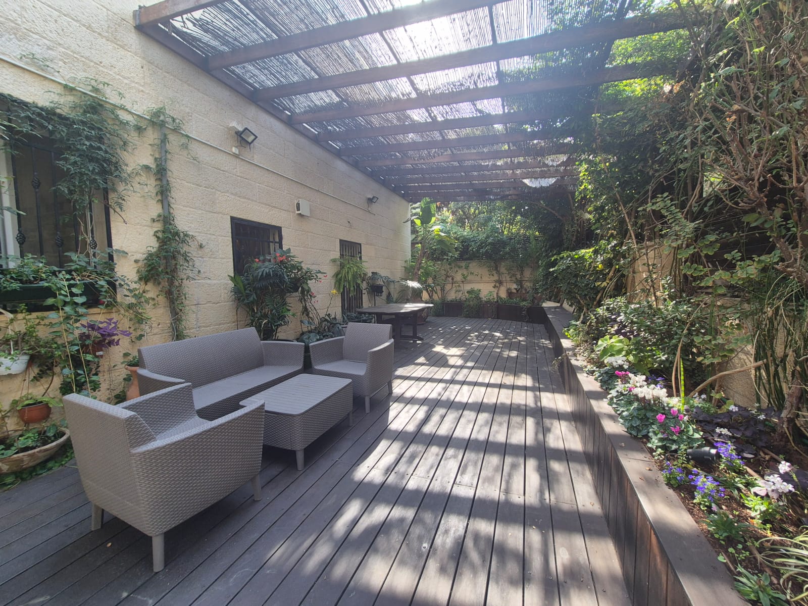 Exceptional Garden Home in Ramat Beit HaKerem – Space, Light & True Quality Living